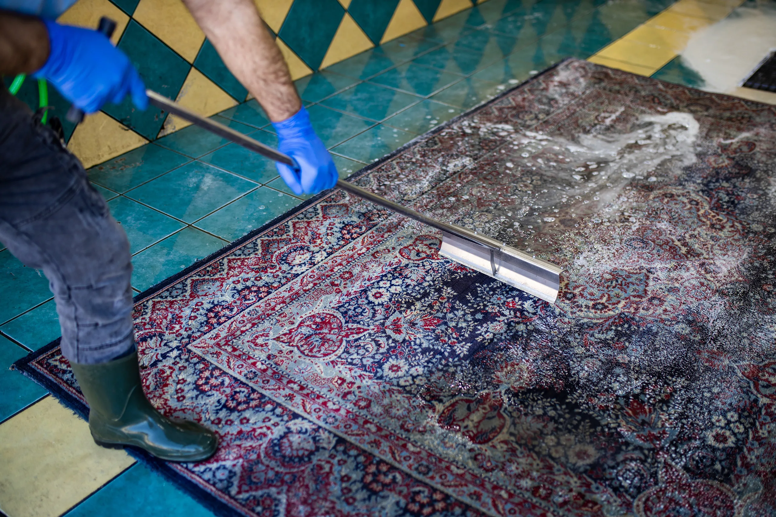 Banner of rug cleaning methods