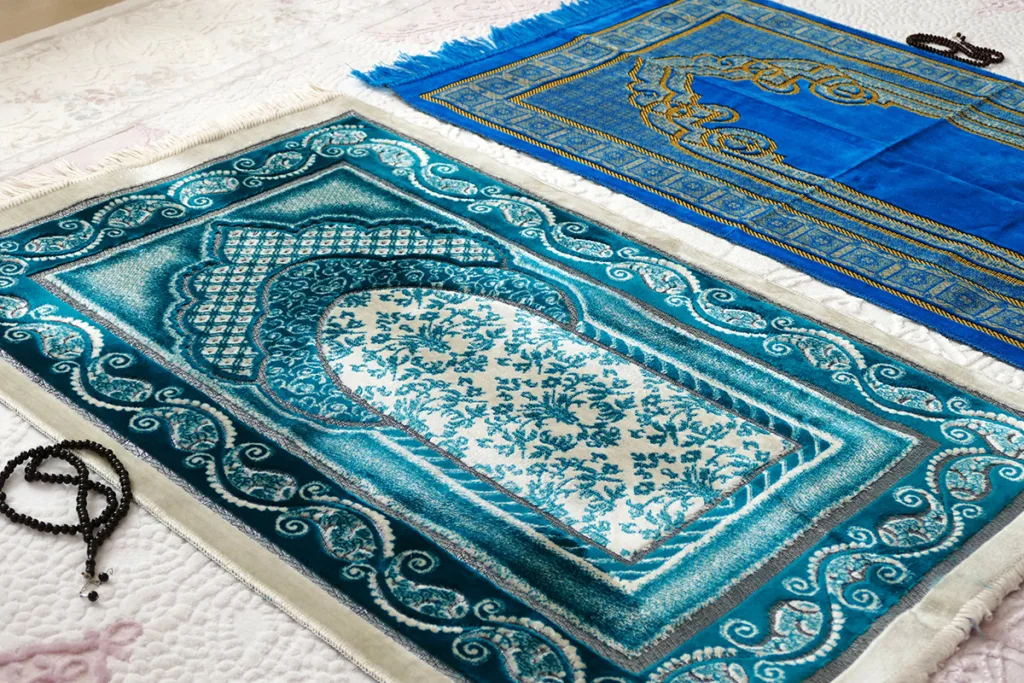 Different kinds of prayer rugs